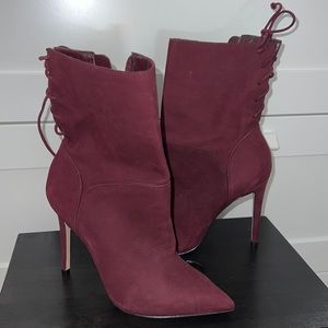 Also burgundy heel boot size 6